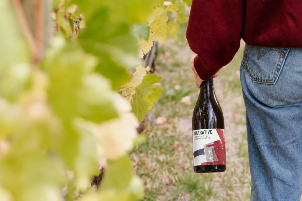 narrative lifestyle vineyard walk red 2022 v1